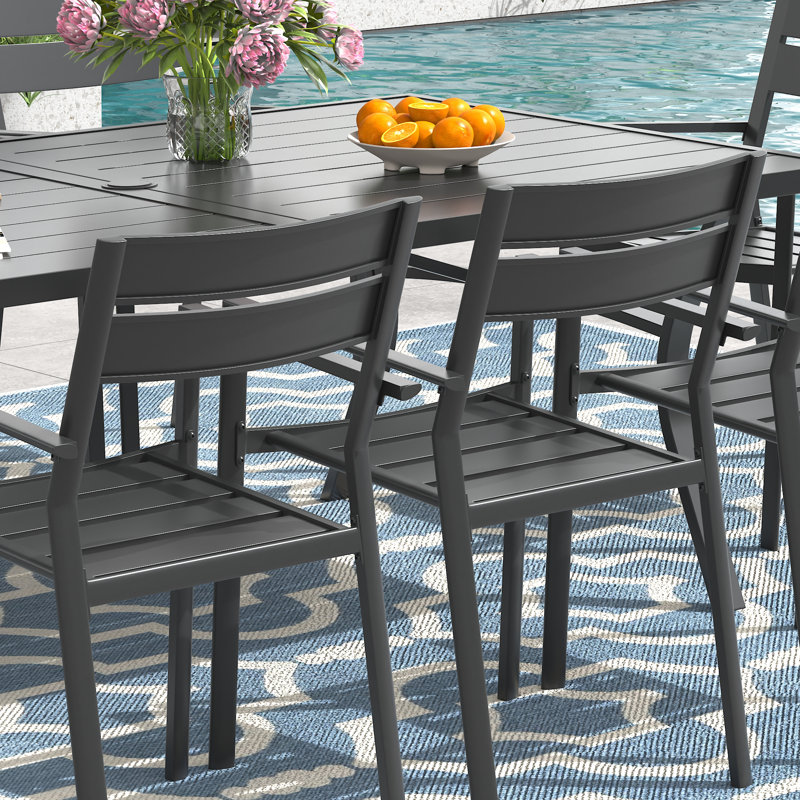 Ensemble repas pour 8 personnes avec table de salle à manger rectangulaire 70,9 po et 8 chaises empilables, Noir