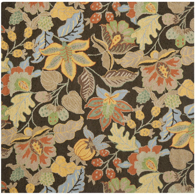 Emrick Blossom Hand Hooked Wool Floral Rug