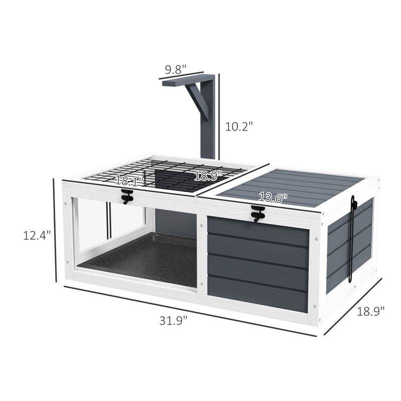 Habitation de tortue en bois grise