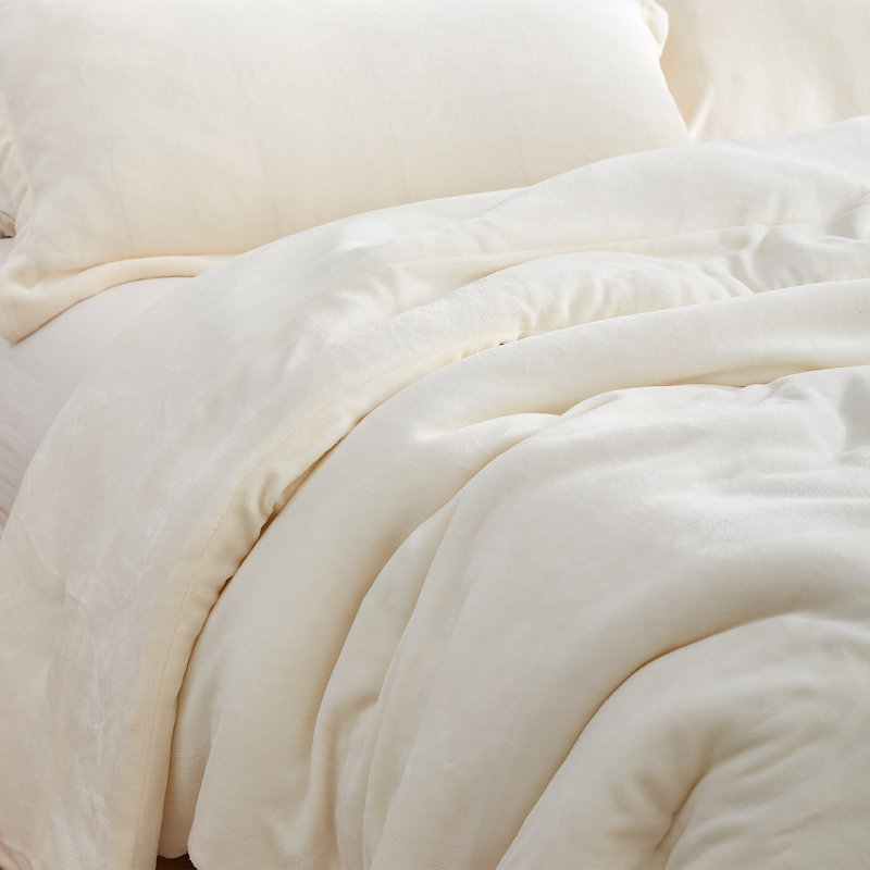 Git Cozy Coma Inducer Velvety Oversized Comforter Set, King Comforter + 2 King Shams, Ivory