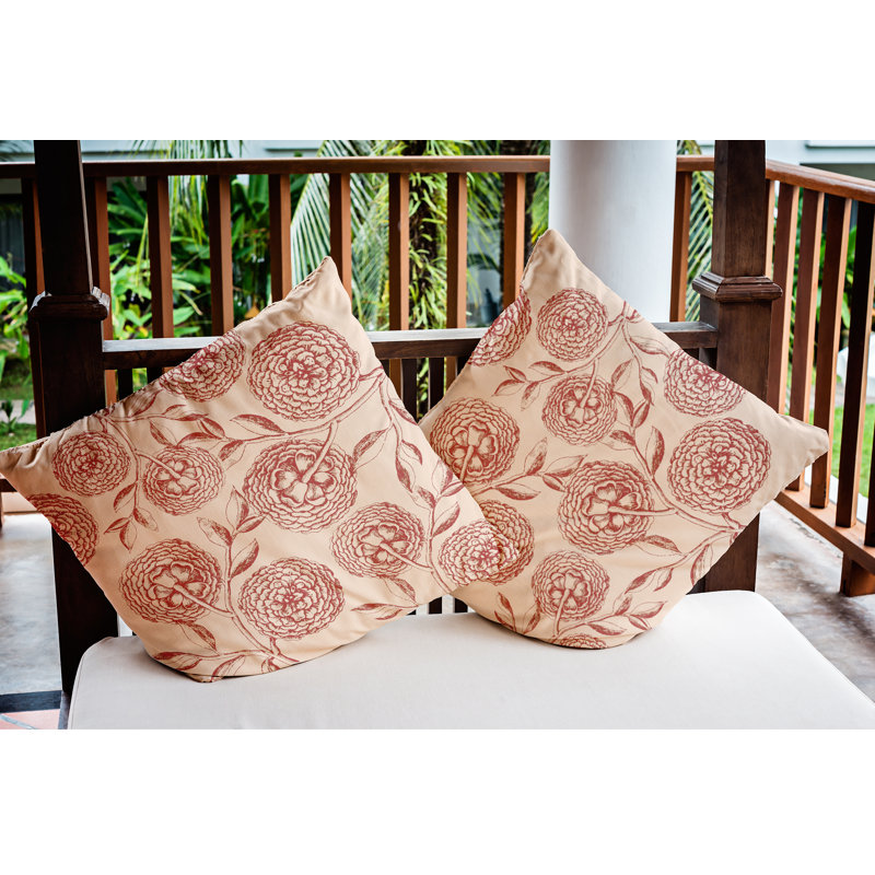 Coussin décoratif intérieur / extérieur Antique Flowers, 18 po x 18 po, Rouge
