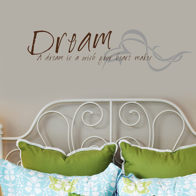 Adhésif décoratif « A dream is a wish your heart makes », H 8 po x l 30 po x P 0,01 po, Chocolat