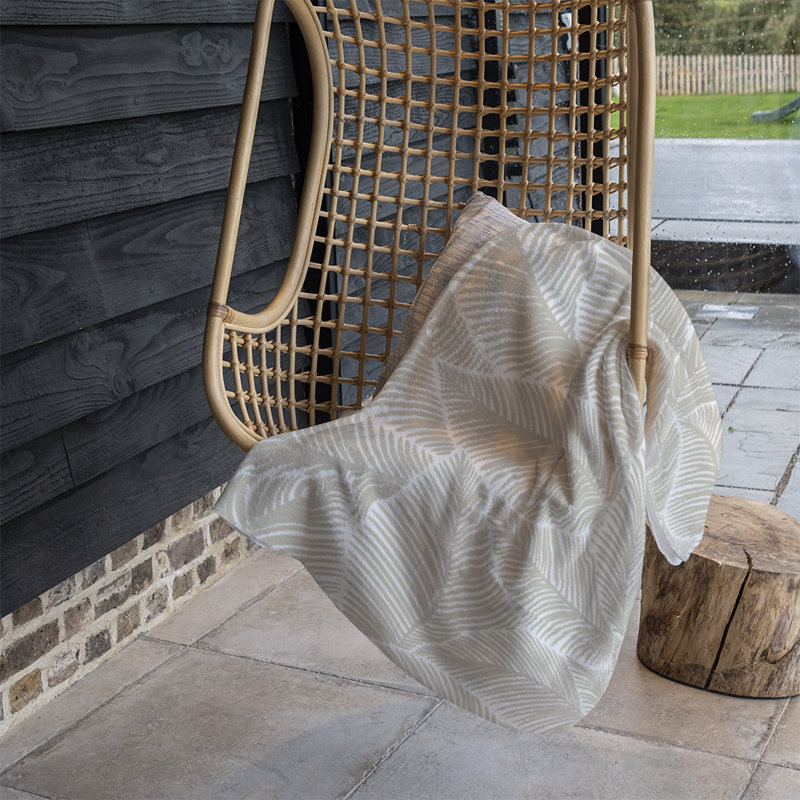 Dominyc Plain Weave / Muslin Throw Blanket