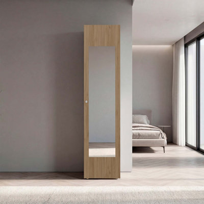 Armoire de rangement en chêne naturel avec miroir, rangement compact et élégant pour les maisons modernes