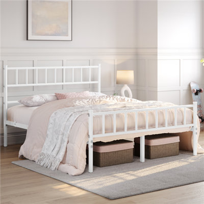 Minimalist Metal Bed Frame with Slatted Headboard