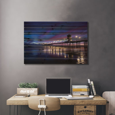 Galli Huntington Beach Pier au crépuscule, Californie, États-Unis par Panoramic Images - impression sans cadre sur bois