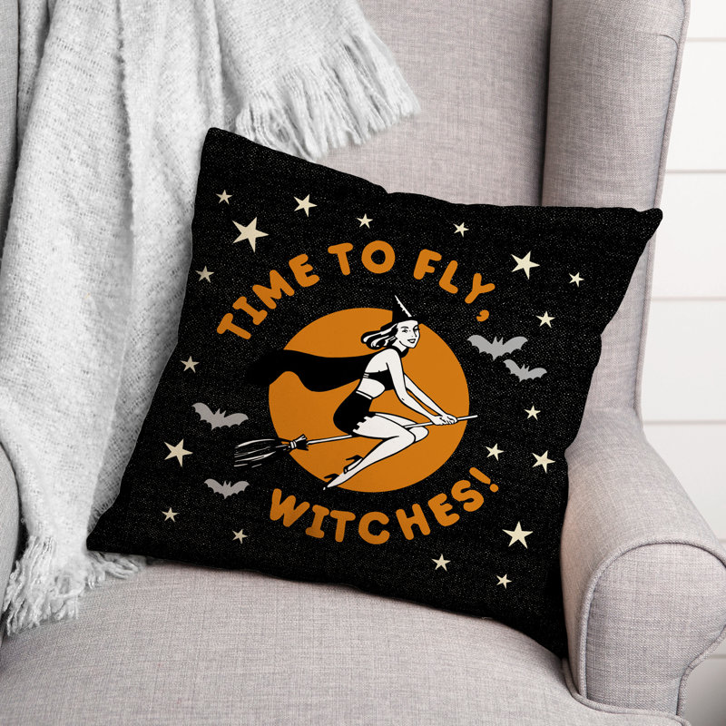 Coussin Time to Fly Witches