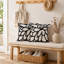 Housses de coussin décoratif en chenille 18 x 18 po, motif floral touffeté-130915544