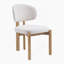 Chaises de salle à manger scandinaves avec structure en bois naturel et sièges rembourrés beiges pour un usage quotidien confortable.-760493208-760493209
