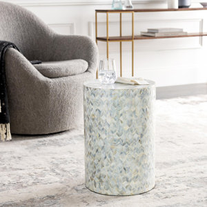 Olivos Traditional End Table