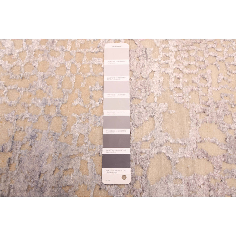 Tapis argenté Legacy 8 pi 9 po x 12 pi 3 po