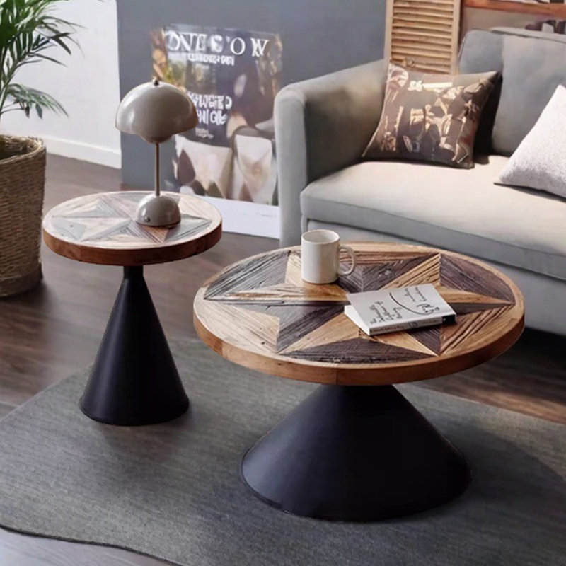 Table basse en bois massif de conception Med médiévale