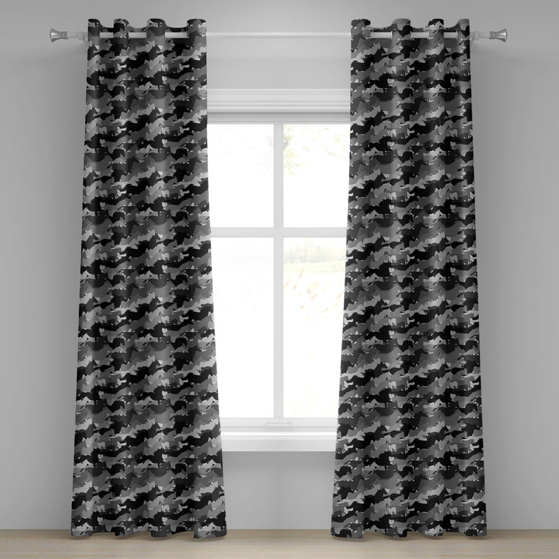 Rideaux décoratifs pour fenêtre à 2 panneaux East Urban Home Horses, 50 po, gris anthracite, gris, noir, L 50 po x L 108 po