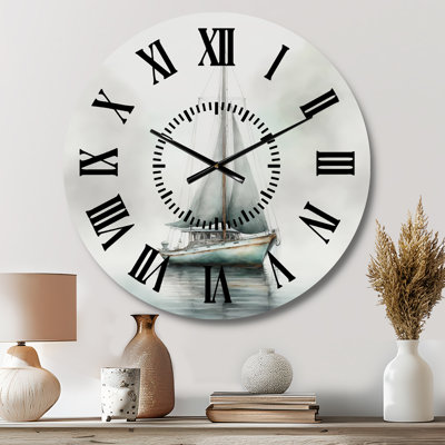 Horloge murale voilier ancré dans le brouillard