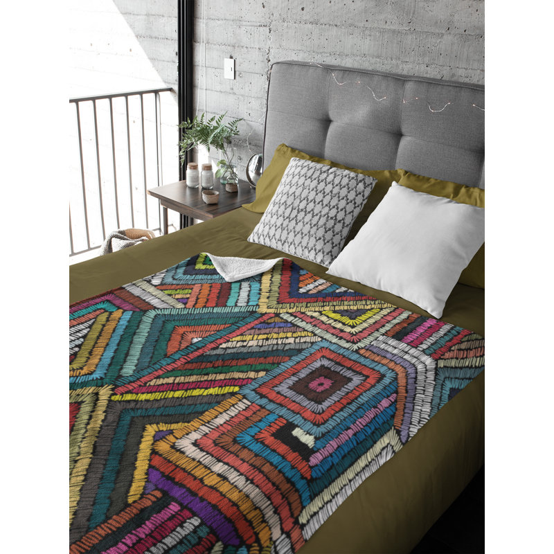 Needlework Comforter, Queen Comforter + 2 Standard Pillowcases