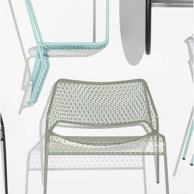 Hot Mesh Lounge Chair