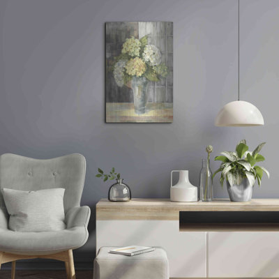 «Yellow Hydrangea Gray» par Carol Rowan