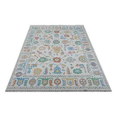 Hand Knotted Wool Oriental Indoor / Outdoor Rug