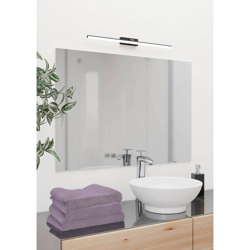 Carmo LED Mirror Light, Black