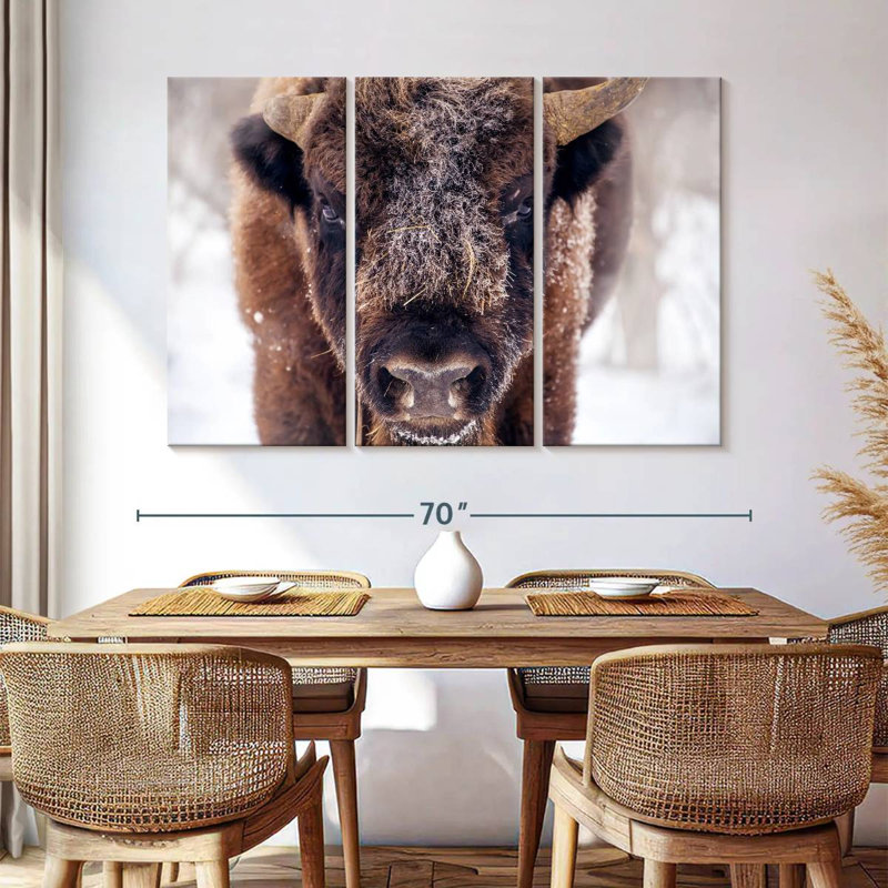 «Frosty Bison», 3 pièces sur toile, H 48 po x l 74 po x P 1,25 po