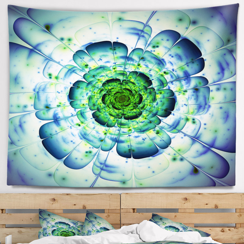 Grande tapisserie florale à motif floral mandala bleu, H 32 po x l 39 po