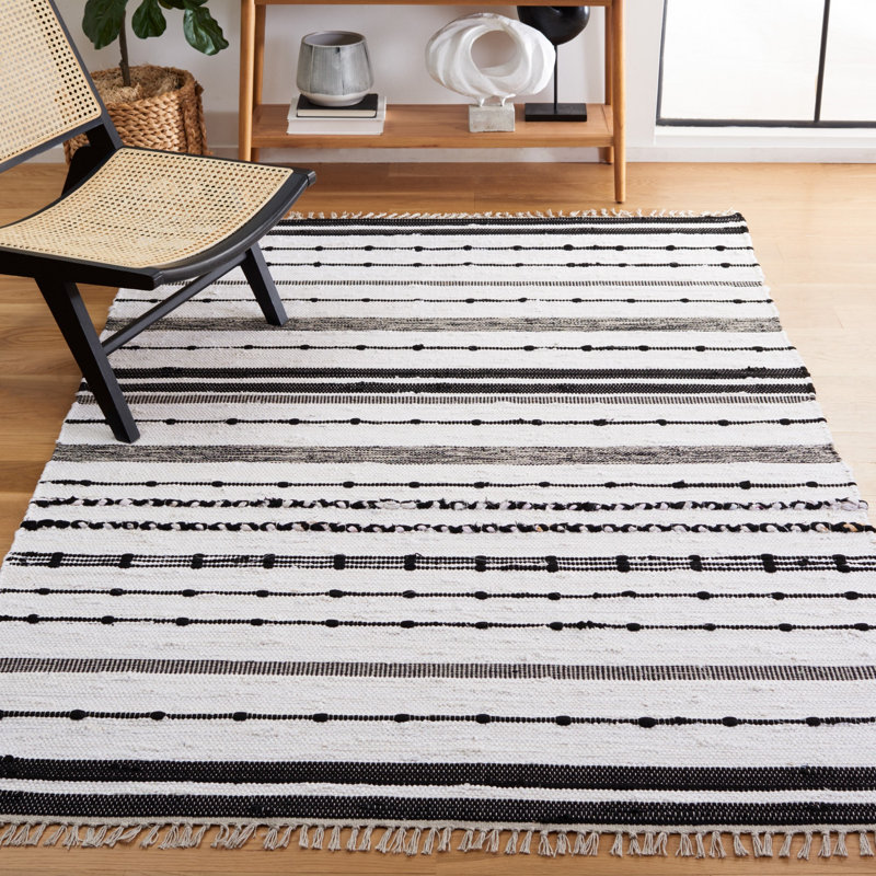 Maytham Striped Kilim Flat Weave Cotton Geometric Rug, Rectangle 5' x 8'