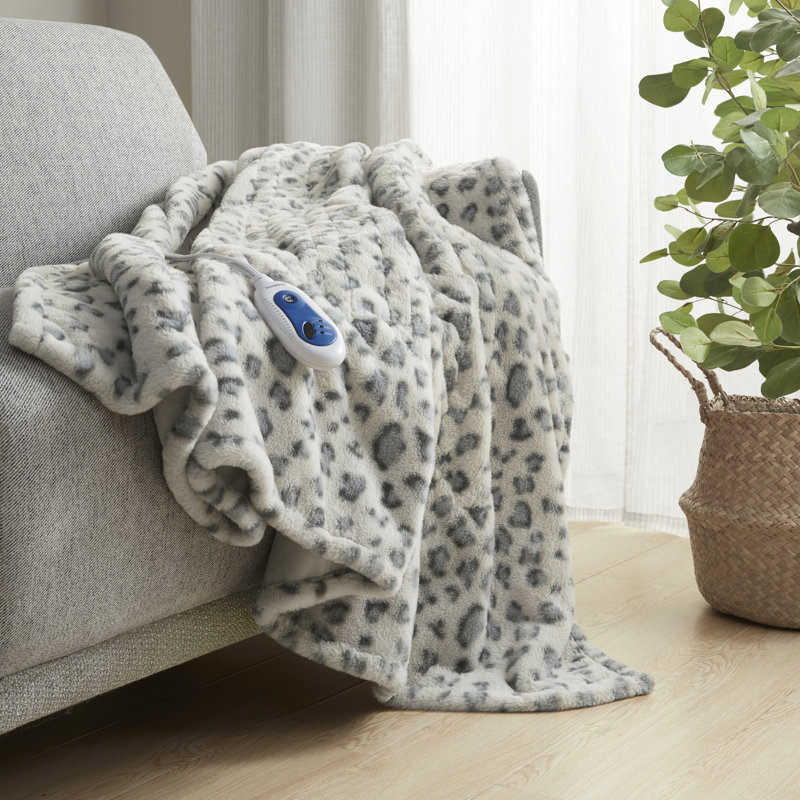 Beautyrest Zuri Oversized Heated Faux Fur Throw, Gray Leopard  Animal Print