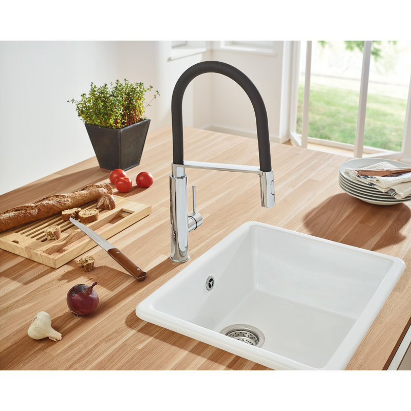 Concetto™ Pull Down Touch Single Handle Kitchen Faucet With Accessories, StarLight Chrome