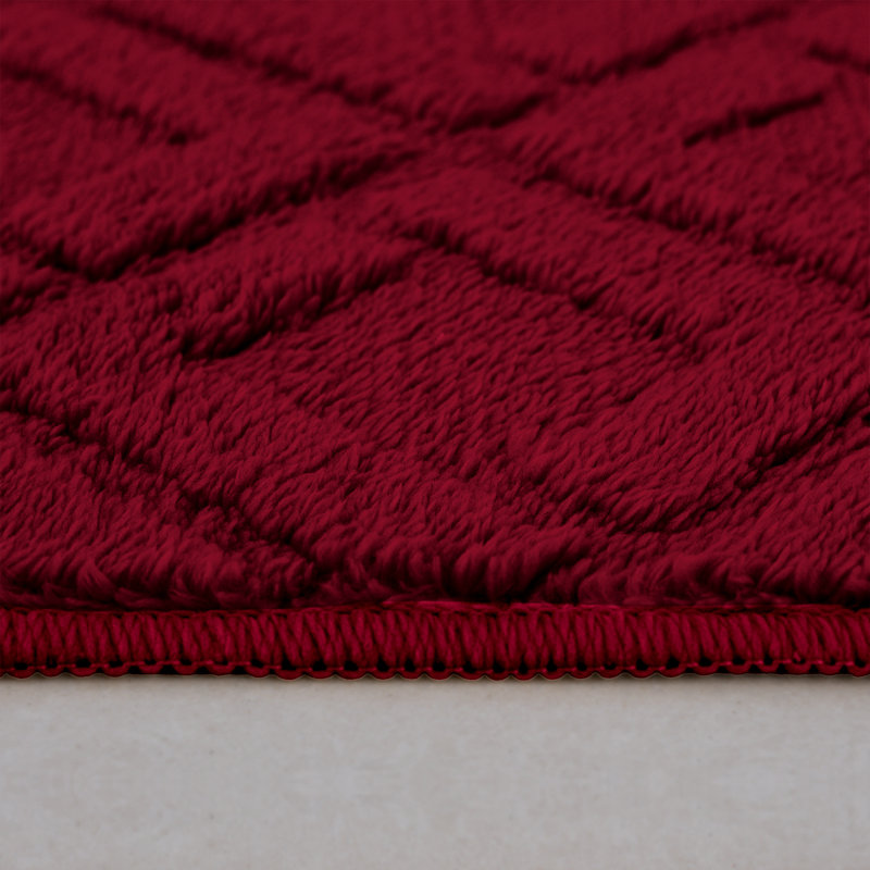 Ayotte Lattice Bath Rug Set, Burgundy