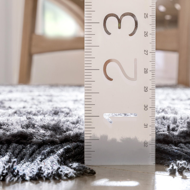 Maya Black and White Synthetic Handmade Area Rug