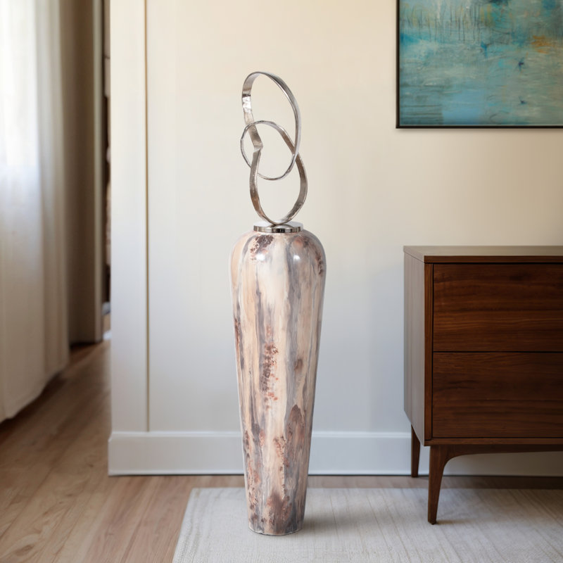 Vase élégant en métal avec décor sculptural moderne en fer et en aluminium, H 51 po x l 10 po x P 10 po
