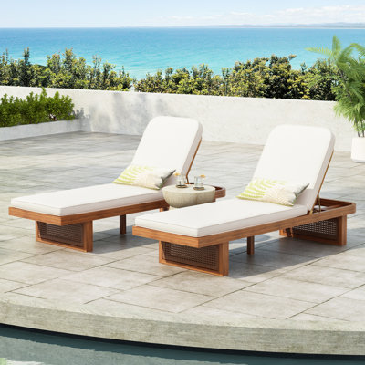 Chaise longue d'extérieur - Design en bois d'acacia et en rotin PE avec coussin blanc, MP2, chaise
