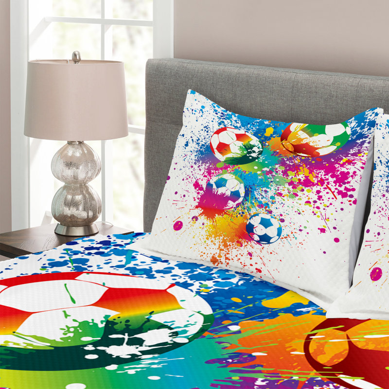 Ebern Designs Furey Bedspread with Pillow Shams, 220 x 264 cm