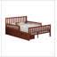 Lit plateforme robuste en bois, format standard, avec barrières de sécurité et tiroirs de rangement, idéal pour les chambres modernes et peu encombrantes.-641800376-642621170
