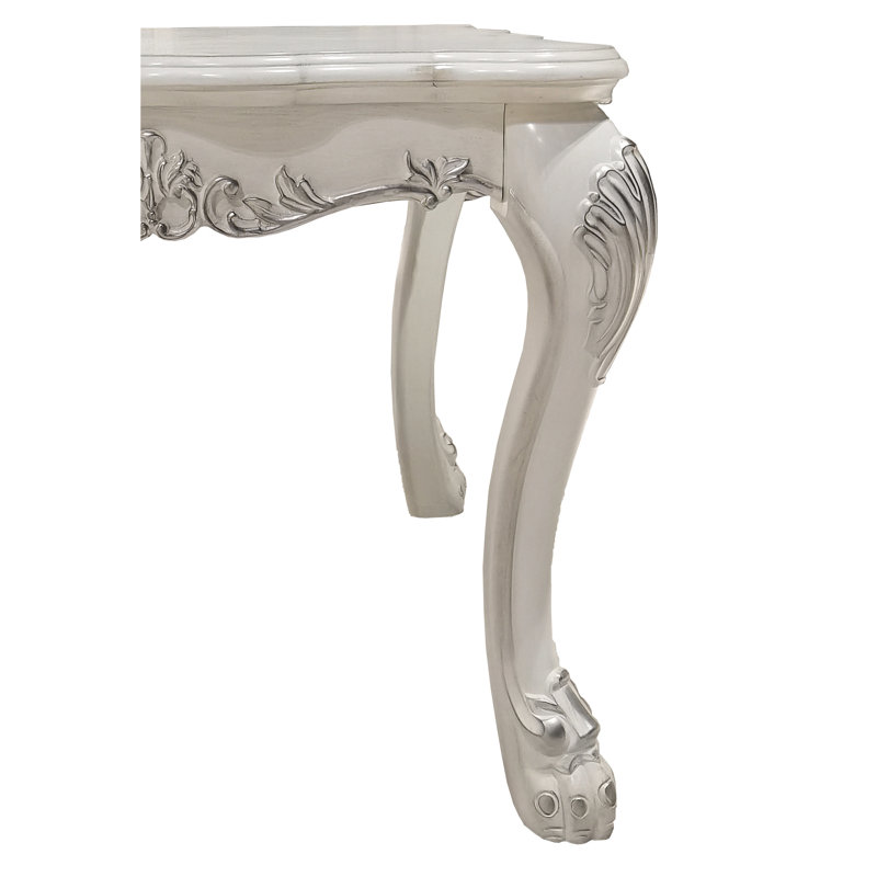 Table de bout carrée avec motifs floraux en relief, finition rétro, design transitionnel, placage de bois sans rangement, rangement, objet de style