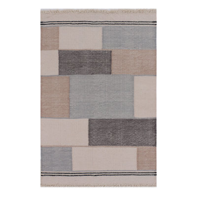 Geometric Area Rug in Beige/Gray/Black