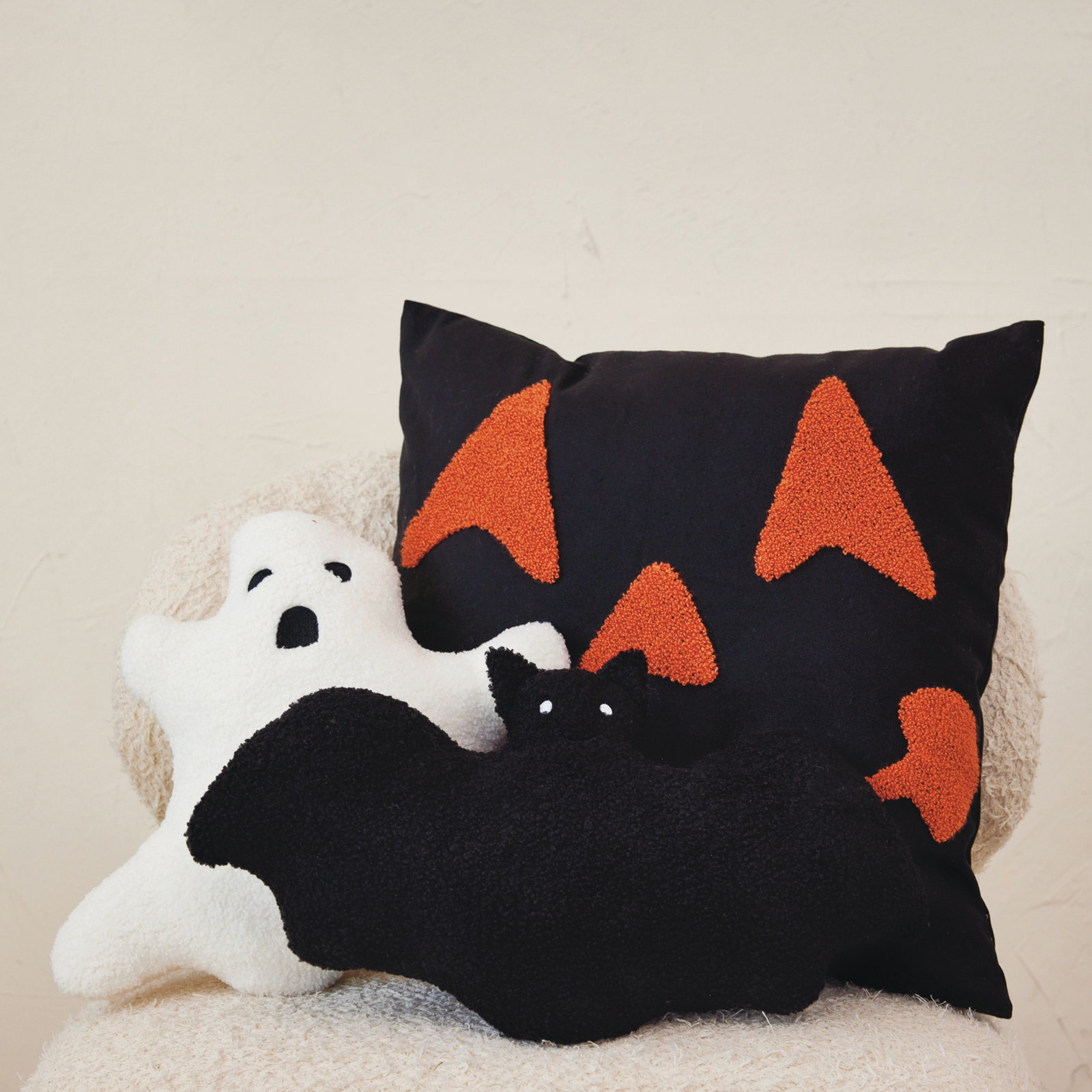 Square Cotton Pillow With Jack-O-Lantern Embroidery