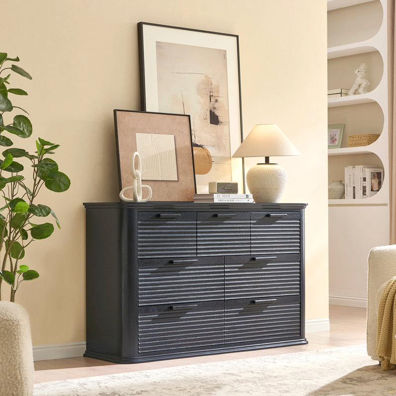 Commode cannelée à 7 tiroirs, commode moderne en bois de 52 po de largeur, Grain de bois noir