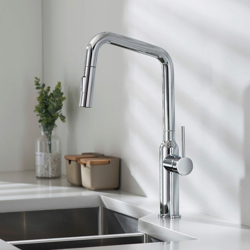 Robinet de cuisine à poignée simple avec accessoires Macon, Chrome chrome, Avec distributeur de savon