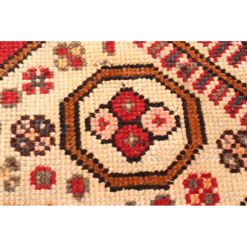 Tapis rouge Andelz 3 pi 11 po x 6 pi 6 po