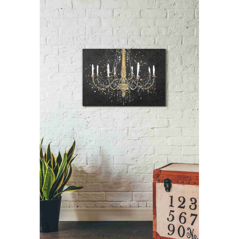 «Grand Chandelier Black I» par James Wiens, art mural sur toile, H 18 po x l 26 po x P 1,25 po