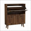 Armoire à chaussures de style Mid-Century moderne avec finition rainurée verticale, 31,5 pouces de couleur noyer pour les couloirs et les entrées