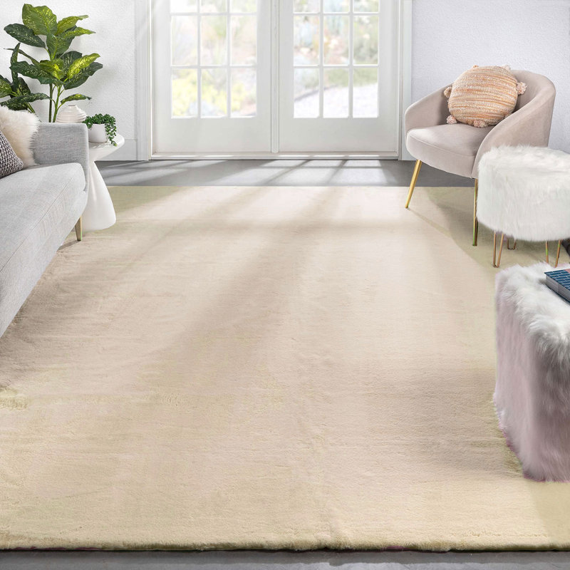 Sumana Faux Fur Washable Indoor Rug, Rectangle 8' x 10'