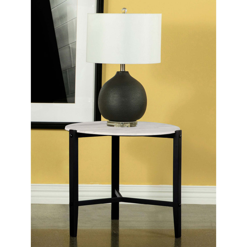 Table de bout ronde 24 po Camion, faux marbre blanc, pieds noirs
