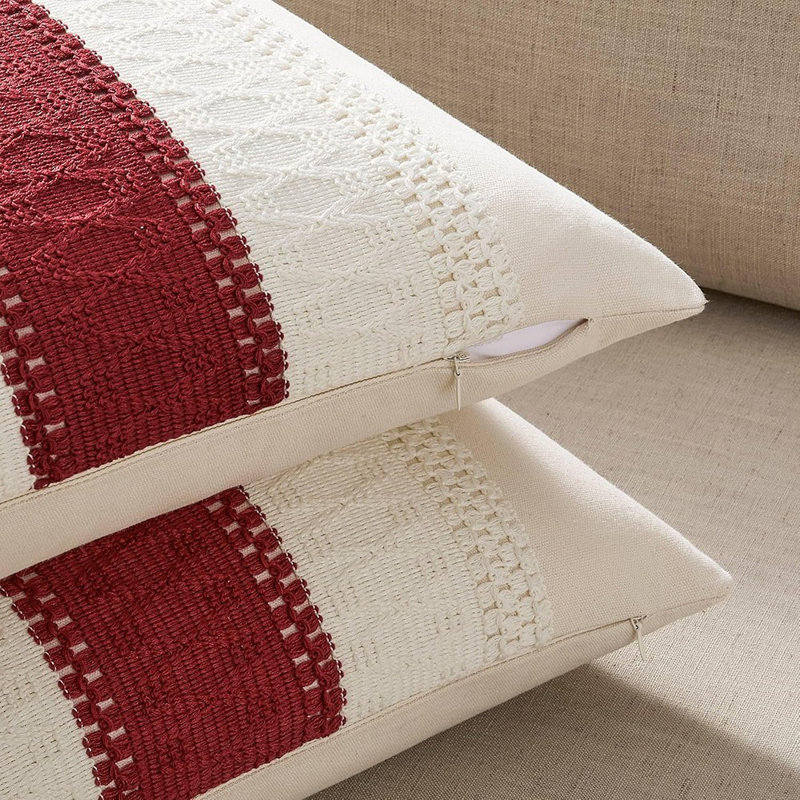 Ensemble de 2 housses de coussin en coton bohème de Noël 16 x 16 pouces contrastant / rouge, douces taies décoratives de style campagnard Housses de coussin rouges pour canapé-lit, salon, décoration intérieure