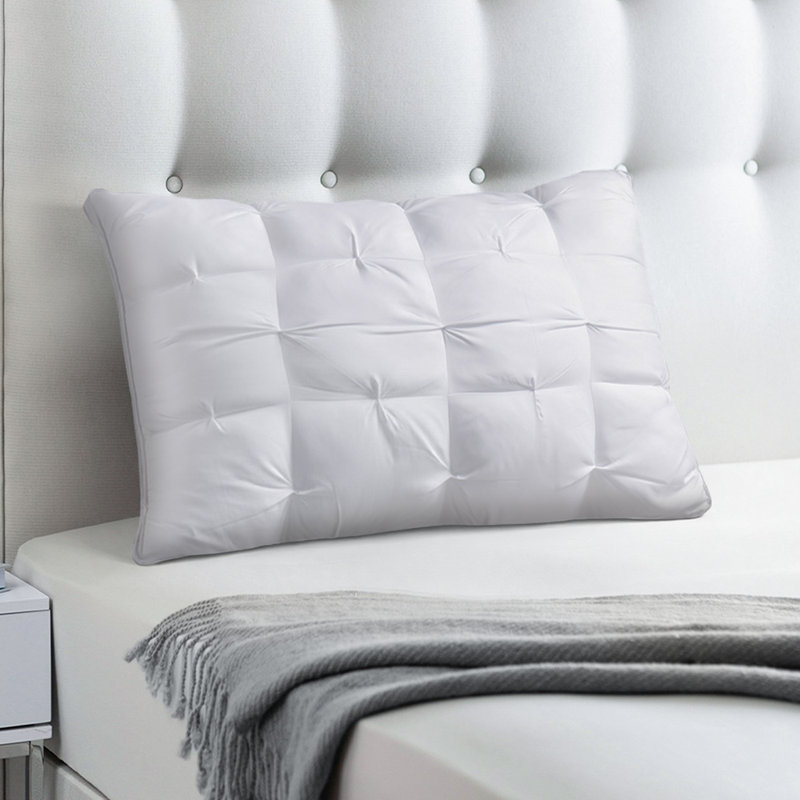 White Polyester Ultra Soft Pillow Insert