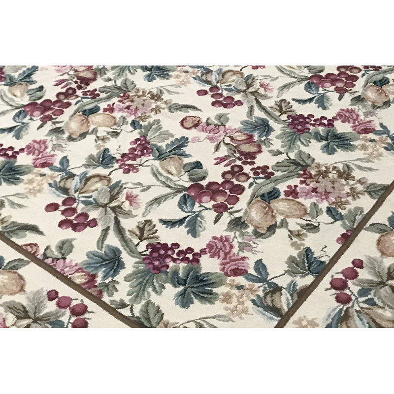 Needlepoint Wool Oriental Area Rug