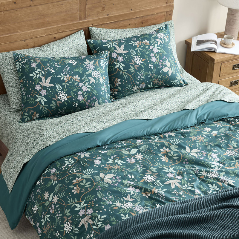 Ensemble de literie 7 pièces Lanwood Felicia Dark Floral, motif damassé réversible, microfibre brossée, confort toutes saisons, King/California King (1 couette + 2 taies d'oreiller + 1 drap plat + 1 drap-housse + 2 housses de coussin)