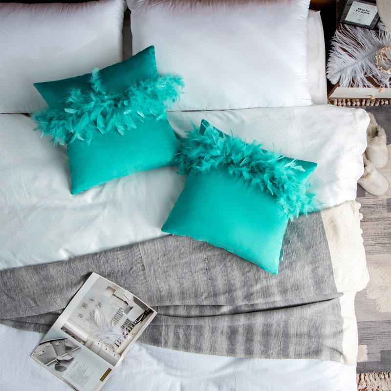 Coussin décoratif en plumes, H 18 po x l 18 po, Turquoise, Pillow Cover & Insert
