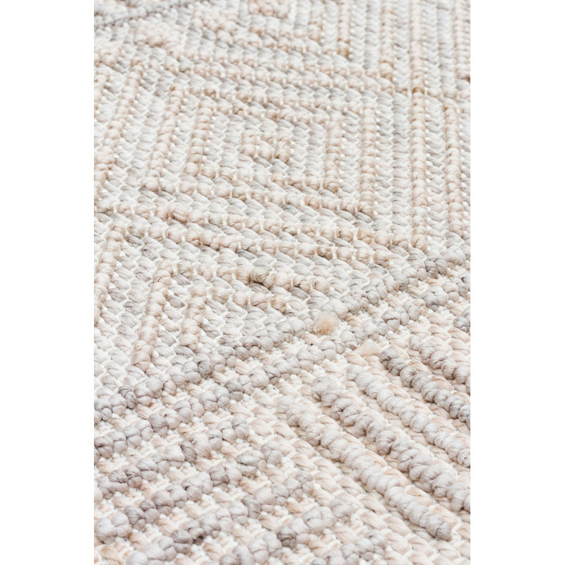 Tapis géométrique tissé à la machine en polyester Auromita, Rectangle 3 pi 11 po x 5 pi 11 po
